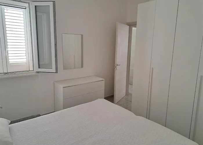 Mimose Baia Apartment *